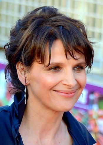 350px-Juliette_Binoche_Cabourg_2015