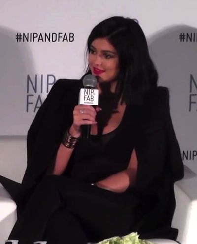 400px-Kylie_Jenner_for_Nip_%2B_Fab